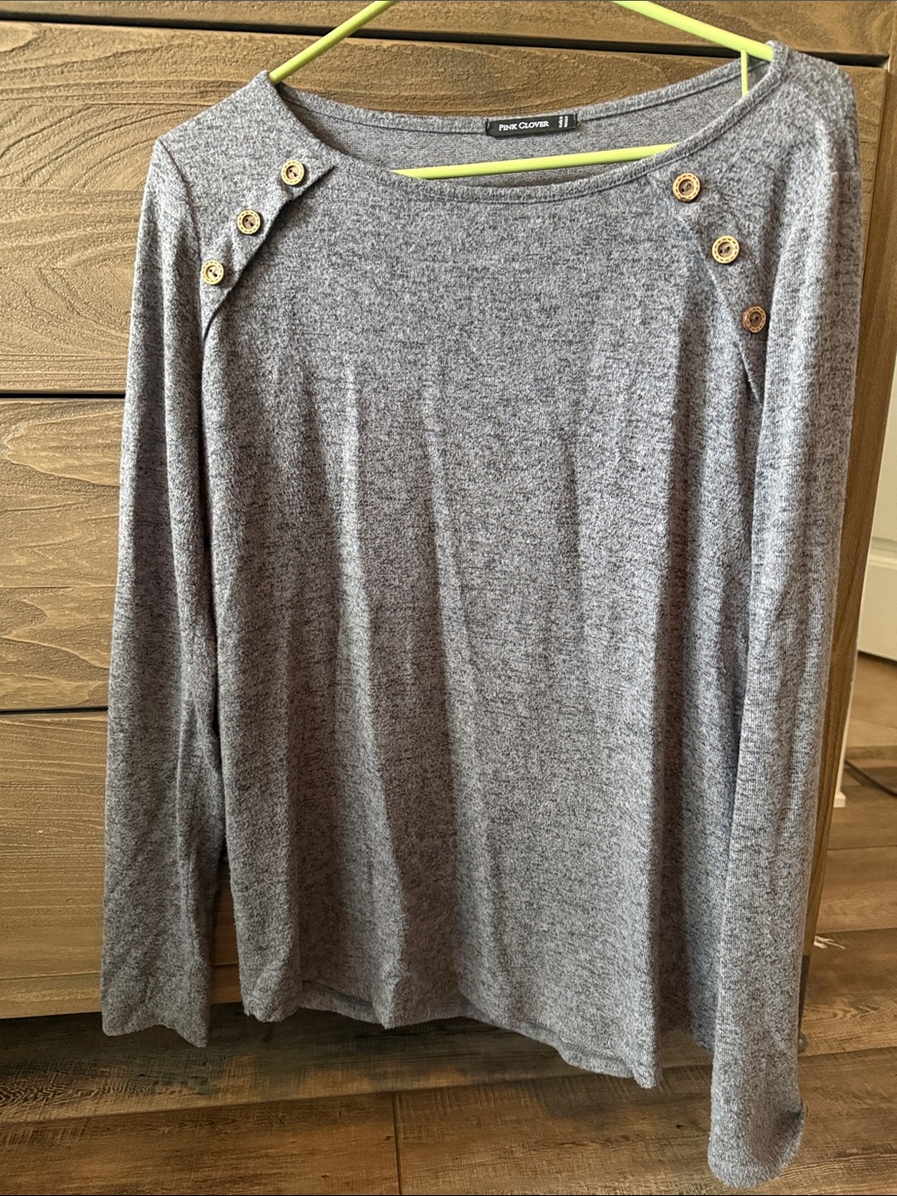 Pink Clover Gray Long Sleeve Button-Shoulder Top